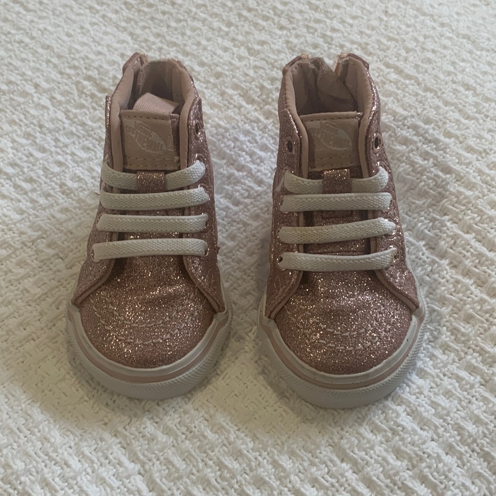 Excellent used condition baby van high tops size 2
